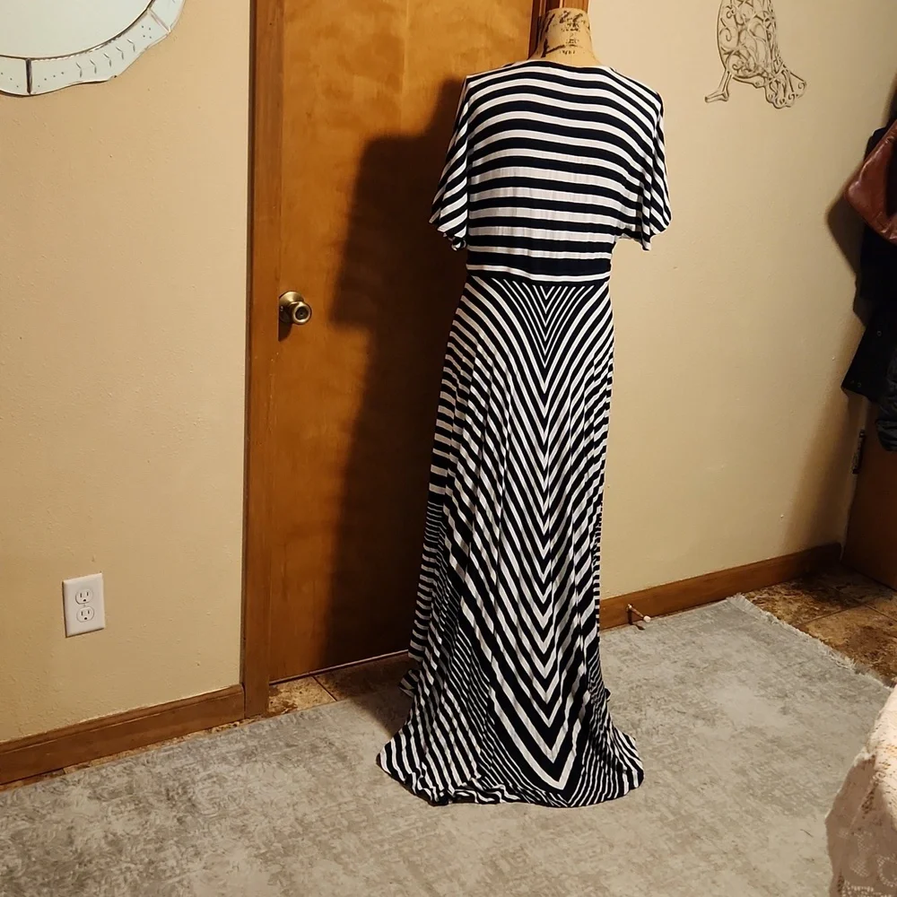 BANANA REPUBLIC: Navy & White Striped Maxi Dress Size L - Picture 5 of 9
